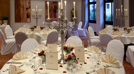 familienfeier hochzeit taufe familienfeste fest feiern räumlichkeiten bad soden-salmünster main-kinzig Kreis